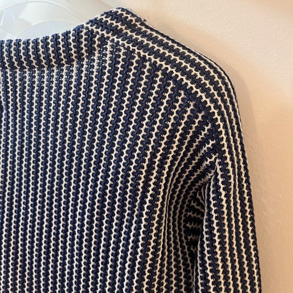 NIC + ZOE Zig Zag Blues Size L Top Lightweight Sweater Womens Blue White - Picture 10 of 14